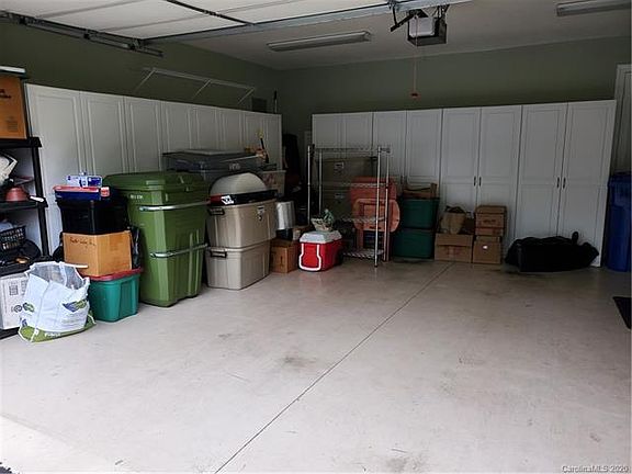 2nd image of 30 Muir Ln