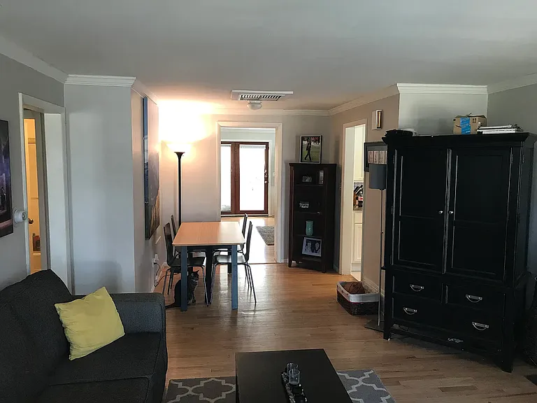 441 Poplar St — Photo 11