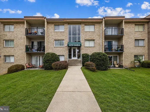 12751 Dara Dr APT 102, Woodbridge, VA 22192