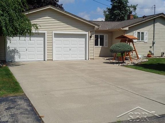 5th image of 2639 Luella Ave