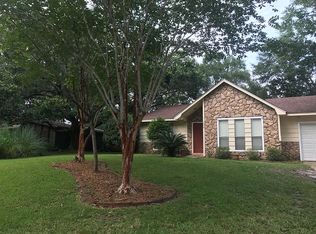 1406 Diller Rd, Ocean Springs, MS 39564