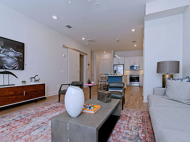 The Rise Apartments — Photo 6
