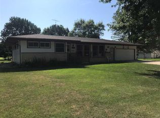 503 N 4th St, Plainview, NE 68769