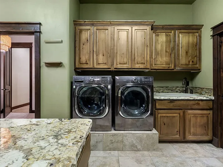 Laundry Room Cabinet