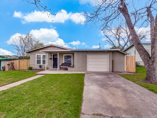322 HOWERTON DR, San Antonio, TX 78223