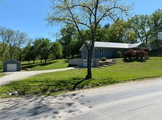 209 E Campbell St, Westmoreland, KS 66549