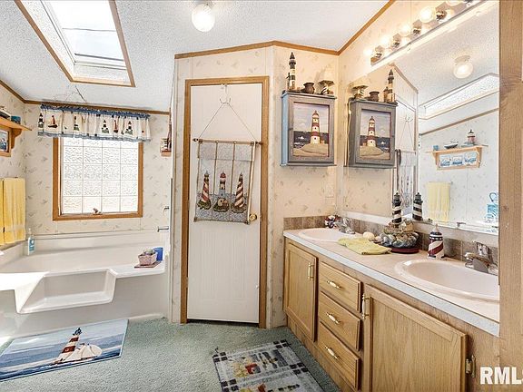 4th image of 165 Nile Ln