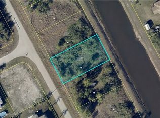 369 Paulcrest Ave, Lehigh Acres, FL 33974