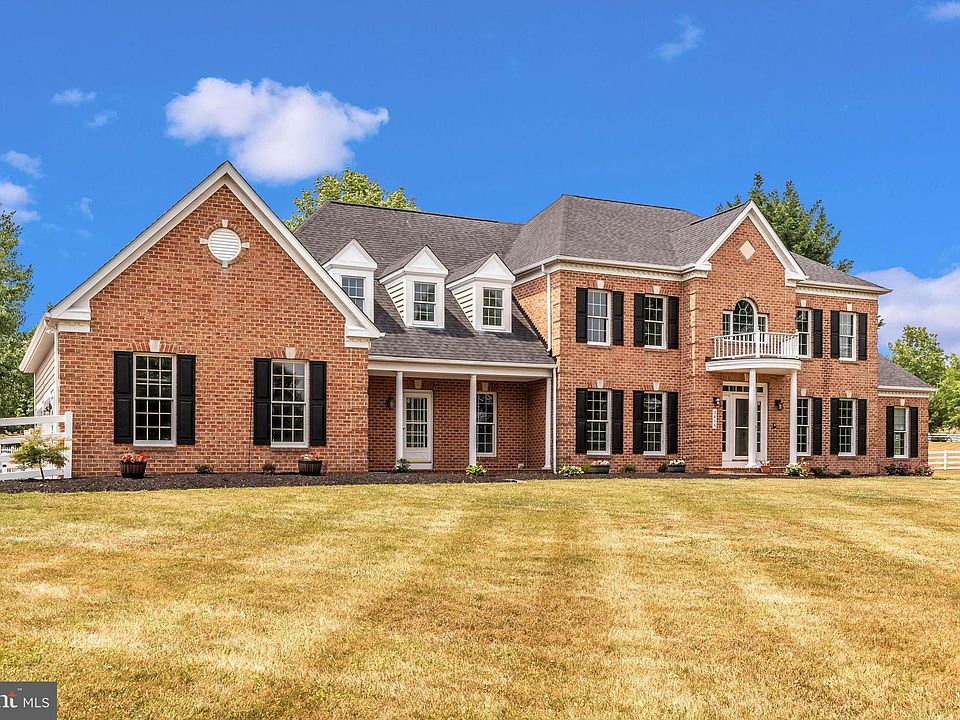 3656 Camelback Dr, Mount Airy, MD 21771 Zillow