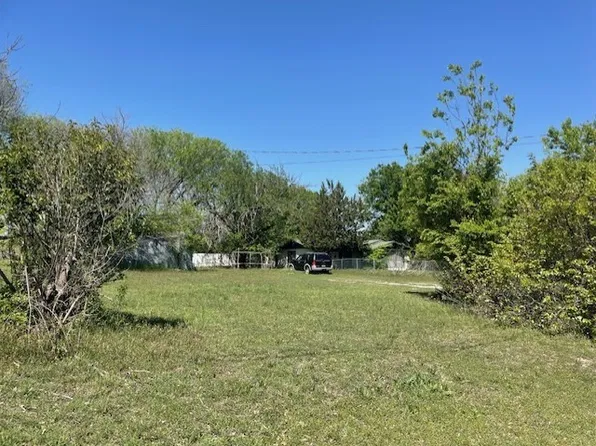 604 Goshen Rd, Springtown, TX 76082
