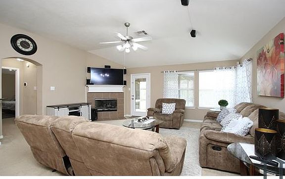 4th image of 16919 Langham Heights Ln