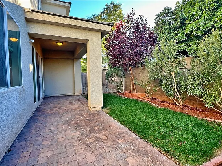 8247 Aster Meadow Way — Photo 34