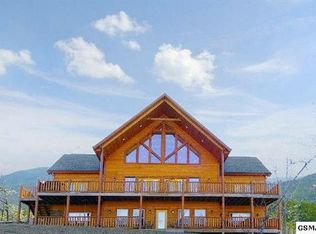 3919 Aryel Overlook Way, Sevierville, TN 37862