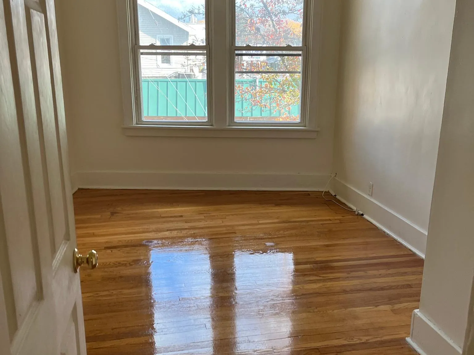 3 bed, $1,800 — Photo 3
