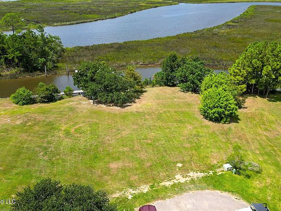 3rd image of 0 Puunani Pl Lot 92