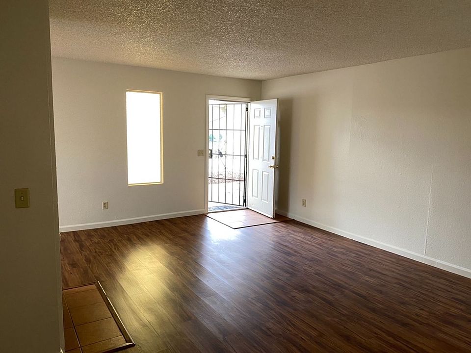 Orangeburg Ave Duplex 3007 E Orangeburg Ave Modesto CA Zillow
