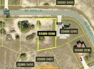 812 NE 43rd Ter, Cape Coral, FL 33909