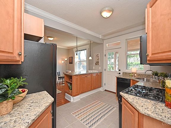 5th image of 2809 Griffiths Ave APT 1