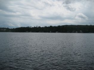 35 S Roberts Cove Rd, Sanbornville, NH 03872