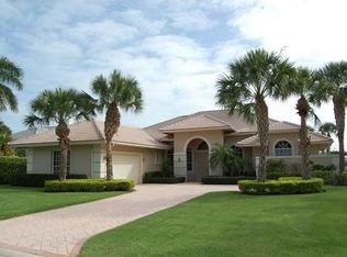 127 Brookhaven Ct, Palm Beach Gardens, FL 33418