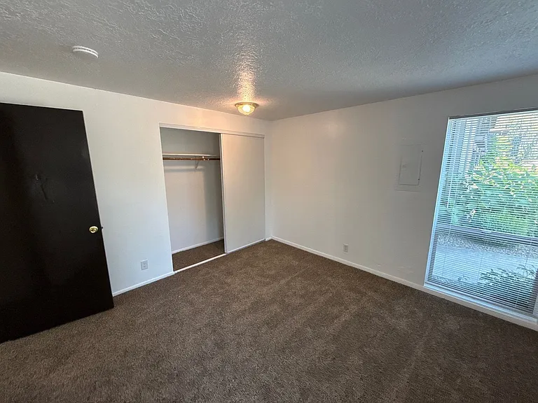 1828 Liberty St NE — Photo 14