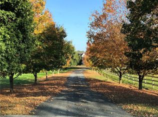 426 Toleman Rd, Rock Tavern, NY 12575