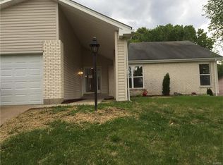 5420 Sandycreek Ln, Florissant, MO