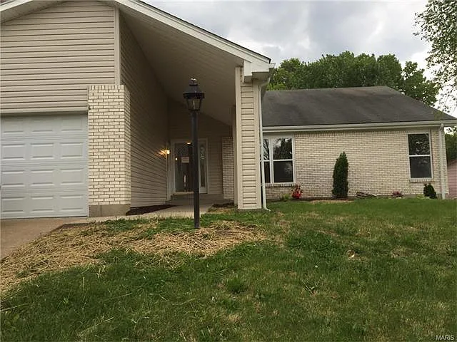 5420 Sandycreek Ln photo 1
