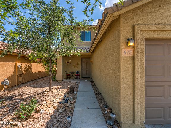 2nd image of 877 W Calle Barranca Seca