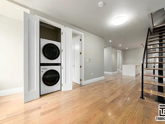 5th image of 129 Russell St #3A