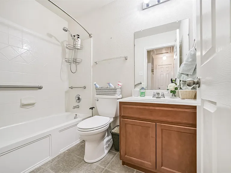 1609 Peach Dale Ct — Photo 24