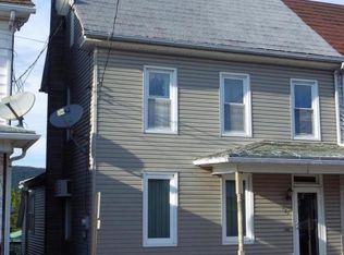 628 E Main St, Hegins, PA 17938