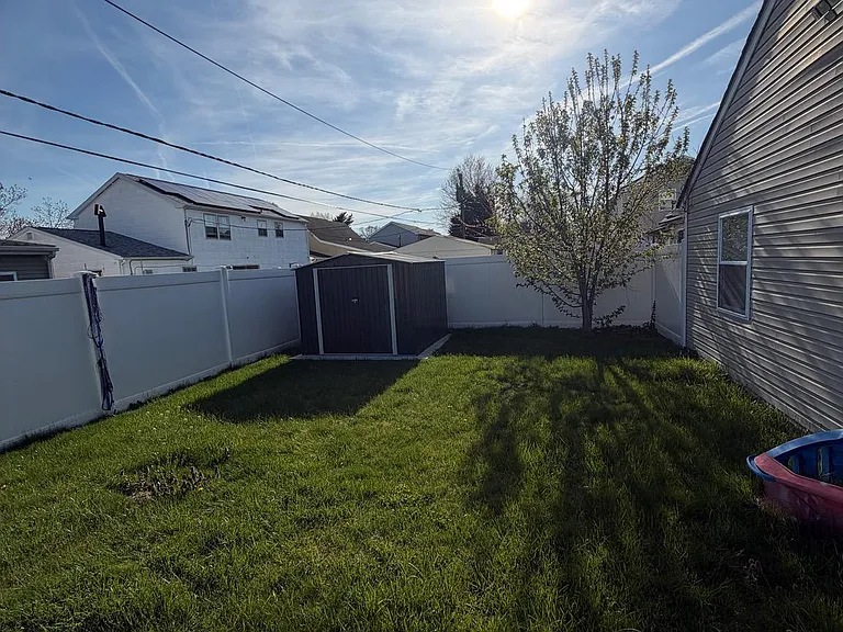 34 Hopkins Ln — Photo 15