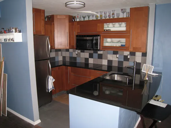 8305 SW 72nd Ave APT 202A, Miami, FL 33143