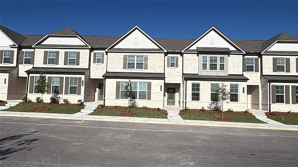 3 bed, 2.5 bath, 1928 sqft, $2,000 — Photo 1