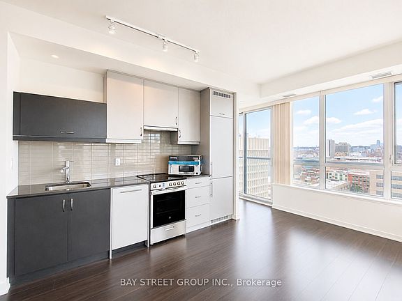2nd image of 181 Huron St #1607
