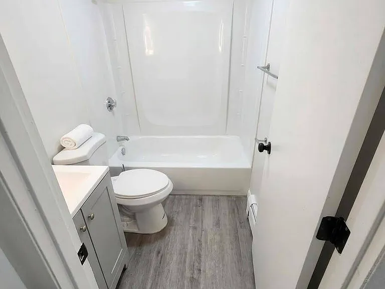 5-45 Bennett Dr — Photo 12
