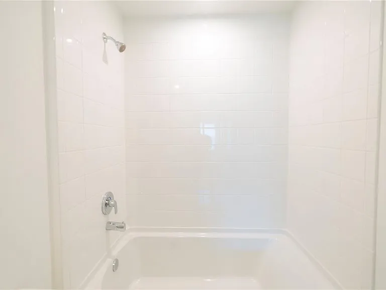 104 Royal Ranch Rd — Photo 44