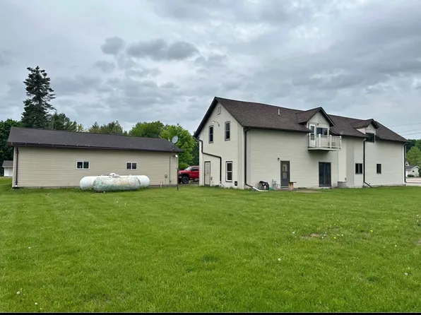 206 W Main St #3, Bowler, WI 54416