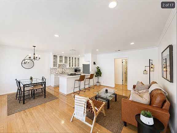 2nd image of 834 Lincoln Blvd #6A