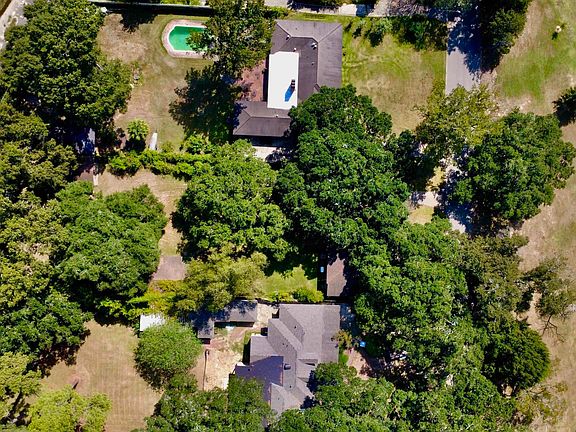 2nd image of 5279 Greenside Ln
