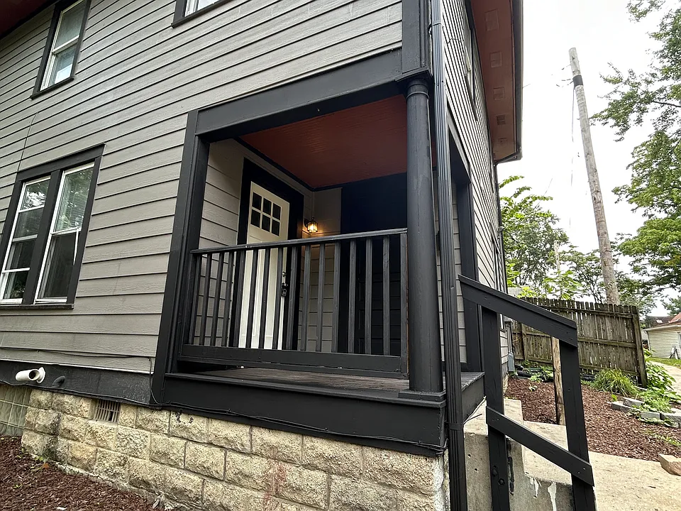 1625 Sturm Ave #2