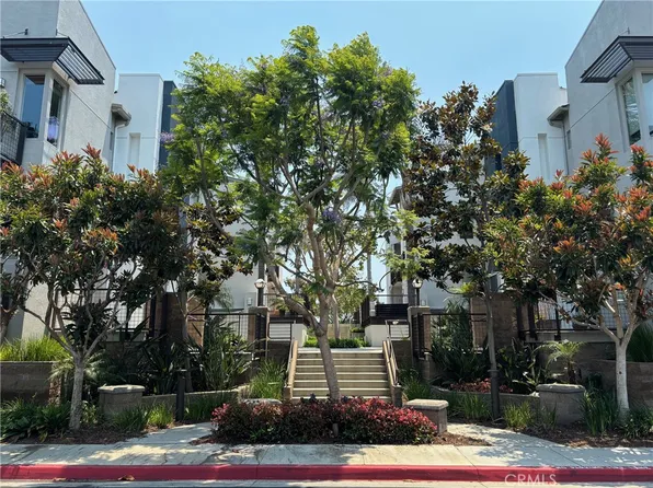 5509 W 149th Pl Unit 8, Hawthorne, CA 90250