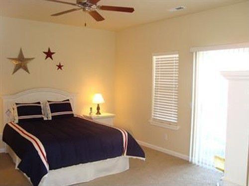 5th image of 9239 Red Cliff Dr NW