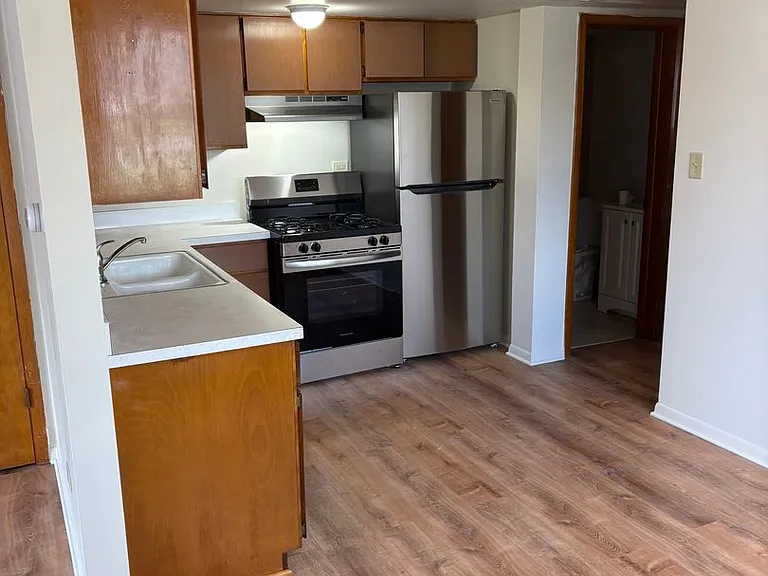 521 Kungs Way — Photo 1