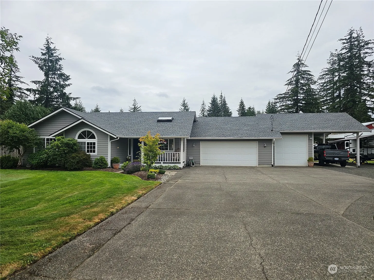 17 Larson Road photo 1