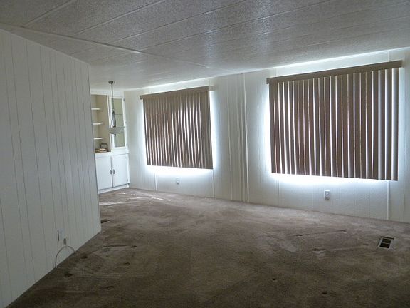 2nd image of 881 N Lake St Space 218