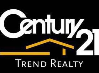 2719 E Main Rd, Portsmouth, RI 02871