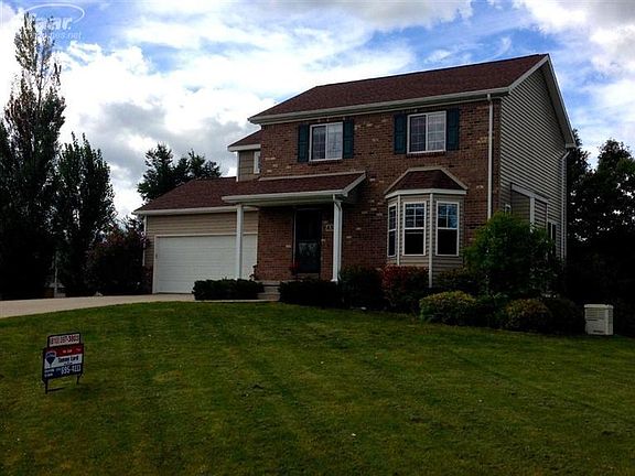 2nd image of 4381 Pondview Dr