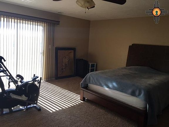 3rd image of 1719 Mesquite Dr